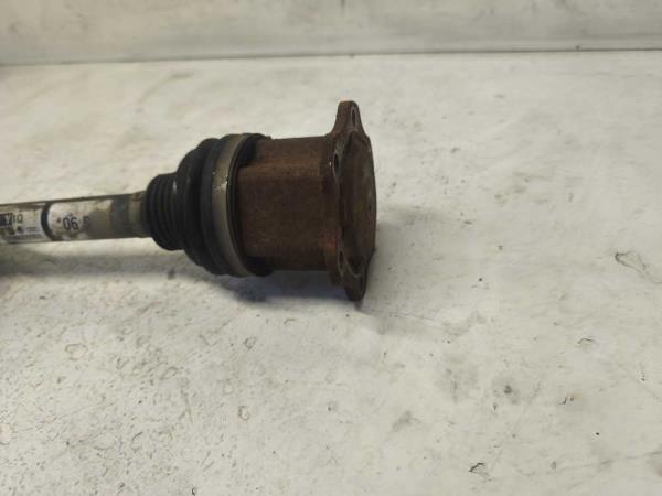 ARBRE DE TRANSMISSION GAUCHE+DROIT AUDI - Vue 3